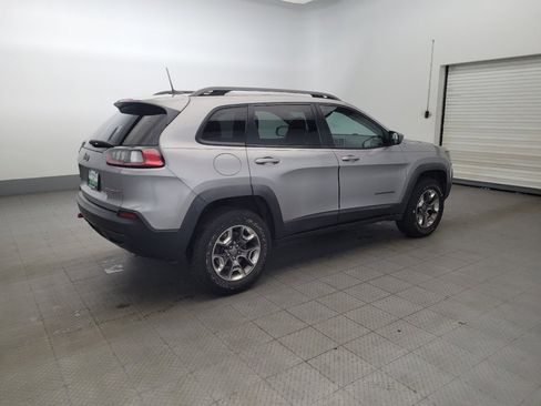 Used 2019 Jeep Cherokee Trailhawk w/ Comfort/Convenience Group image 10