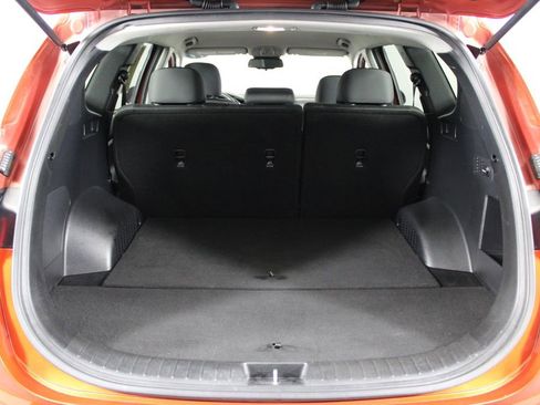 Used 2019 Hyundai Santa Fe SEL image 15