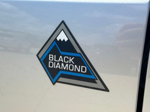 Used 2021 Ford Bronco Black Diamond AWD/4WD image 14