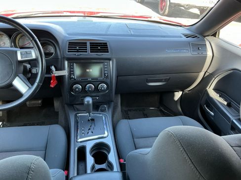 Used 2010 Dodge Challenger R/T w/ Sound Group RWD image 16