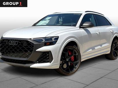 New 2025 Audi RS Q8 performance