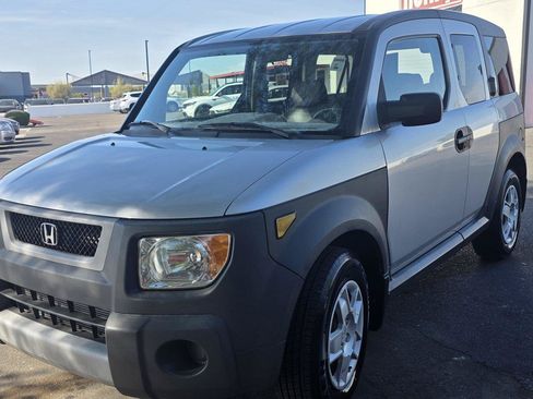Used 2005 Honda Element LX image 1