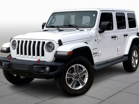 Used 2021 Jeep Wrangler Unlimited Sahara image 2