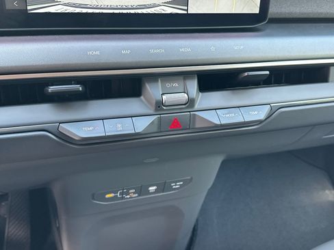 New 2026 Kia EV9 Wind AWD/4WD image 31