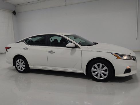 Used 2021 Nissan Altima 2.5 S FWD image 11