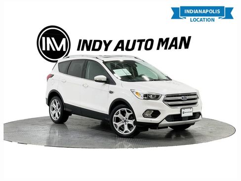 Used 2019 Ford Escape Titanium image 1