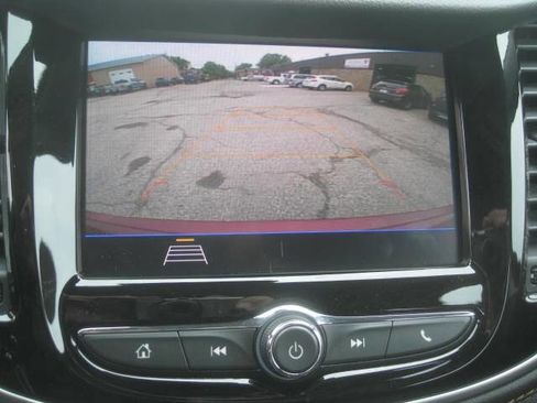 Used 2021 Chevrolet Trax LS AWD/4WD image 23