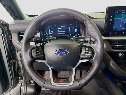 Used 2025 Ford Explorer ST w/ Sun And Sound Package image 13