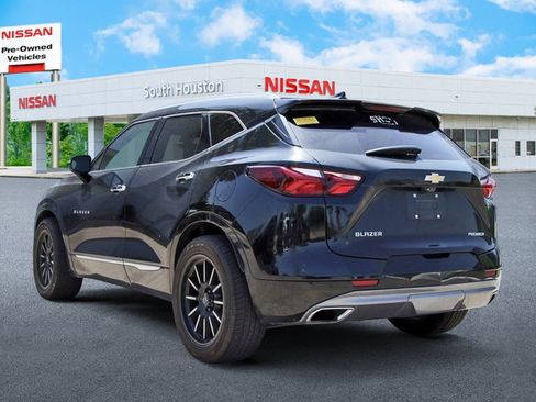 Used 2019 Chevrolet Blazer Premier w/ Sun and Wheels Package FWD image 3