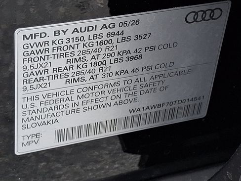 New 2026 Audi SQ7 Premium Plus AWD/4WD image 17