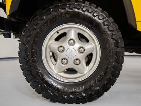 Used 1997 Land Rover Defender 90 AWD/4WD image 28