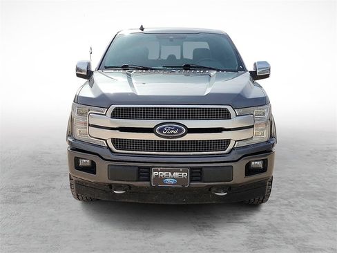 Used 2018 Ford F150 Platinum w/ Equipment Group 701A Luxury image 3