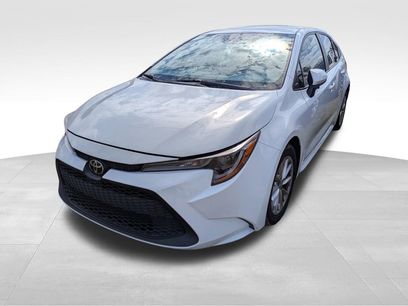 Used 2021 Toyota Corolla LE w/ LE Convenience Package
