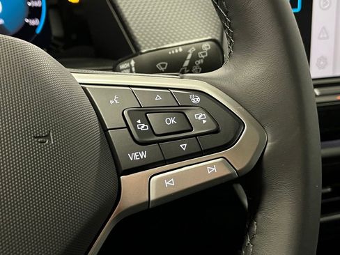 New 2026 Volkswagen Atlas Cross Sport SEL Premium R-Line AWD/4WD image 27