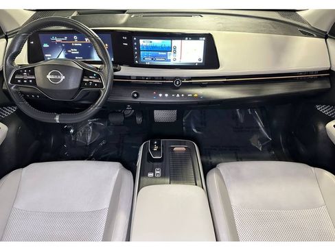 Used 2023 Nissan Ariya FWD image 24