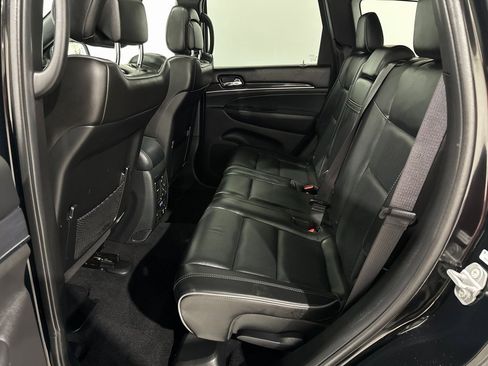 Used 2020 Jeep Grand Cherokee Overland image 20
