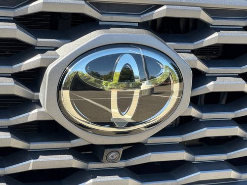 Certified 2023 Toyota Tacoma TRD Sport w/ Advanced Technology Package AWD/4WD image 47