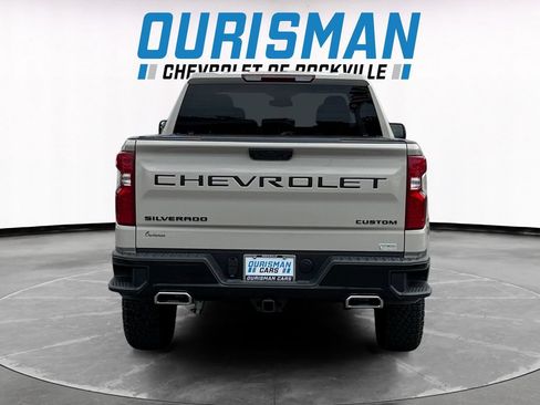 New 2026 Chevrolet Silverado 1500 Custom Trail Boss w/ LPO, Dark Essentials Package AWD/4WD image 5