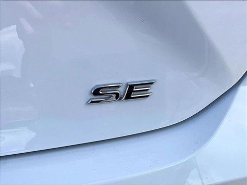Used 2026 Toyota Camry SE image 29