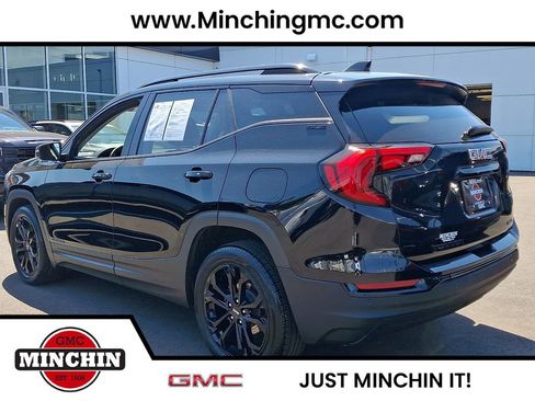 Certified 2021 GMC Terrain SLE w/ Driver Convenience Package AWD/4WD image 4