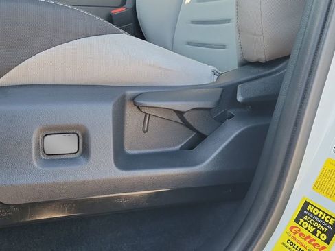 Certified 2025 Toyota Tacoma TRD Sport AWD/4WD image 15