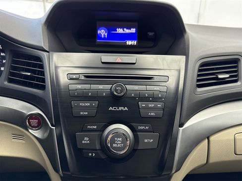 Used 2017 Acura ILX image 25