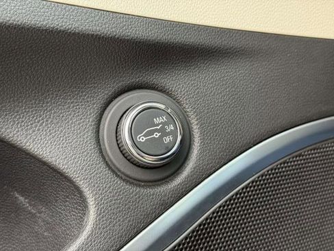 Used 2021 Buick Enclave Essence w/ Sport Touring Edition image 21