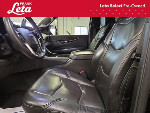 Used 2018 Cadillac Escalade Platinum image 14