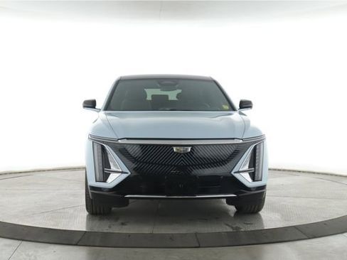 Used 2024 Cadillac Lyriq Tech RWD image 12