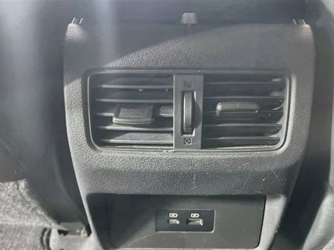 Used 2023 Nissan Rogue SV w/ SV Premium Package FWD image 26