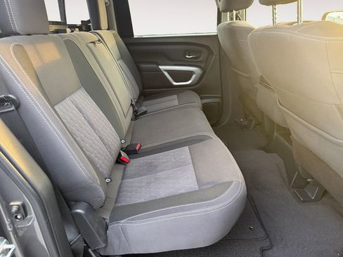 Used 2021 Nissan Titan SV w/ Accessory Utility Package image 31