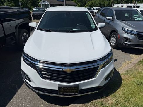 Used 2023 Chevrolet Equinox LT AWD/4WD image 3