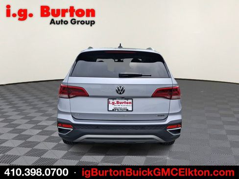 Used 2022 Volkswagen Taos SEL AWD/4WD image 5