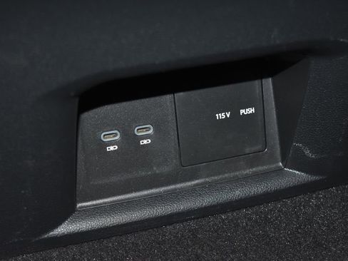 Used 2022 Volkswagen Atlas SE image 23