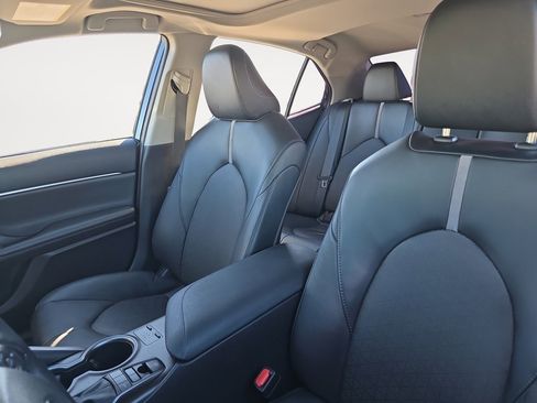 Used 2024 Toyota Camry XSE image 9