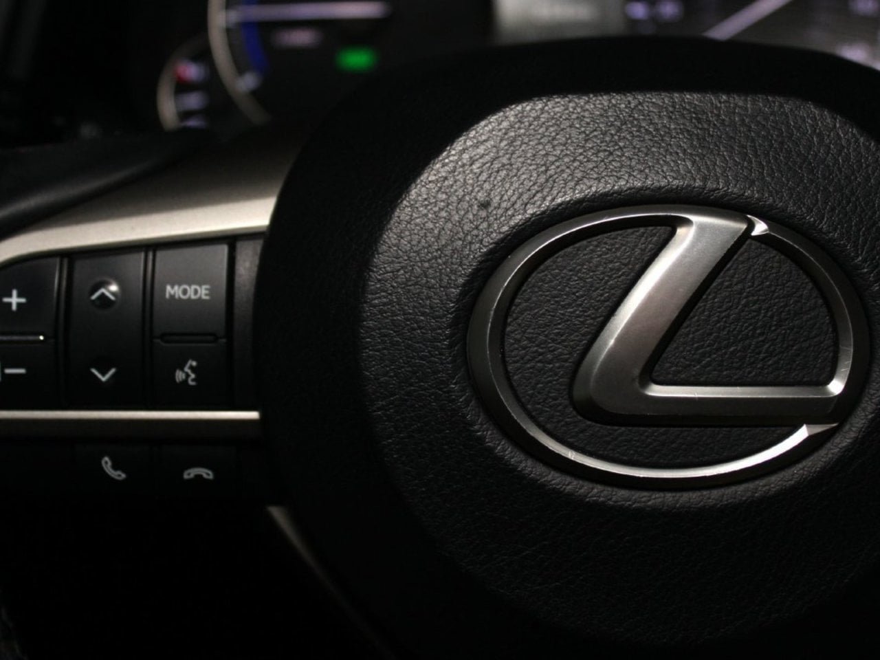 Used 2016 Lexus RX 450h AWD w/ Cold Weather Package image 31