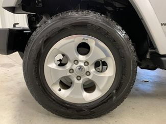 Used 2015 Jeep Wrangler Unlimited Sahara w/ Connectivity Group AWD/4WD video 2