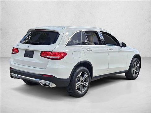 Used 2019 Mercedes-Benz GLC 300 image 5
