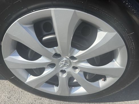 Used 2024 Toyota Corolla LE image 10
