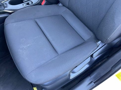 Used 2024 Toyota Corolla LE FWD image 24