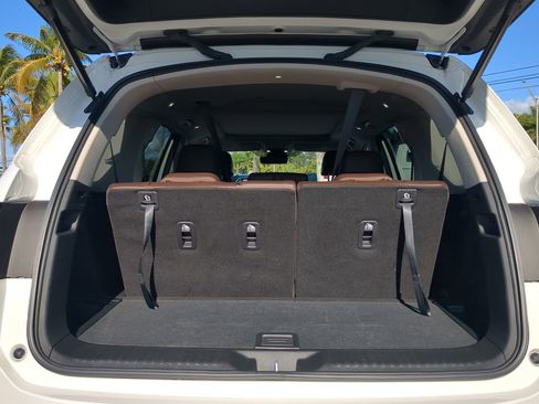 Used 2024 Honda Pilot Elite image 13