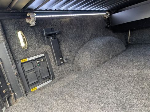 Used 2022 Ford F150 Platinum w/ Equipment Group 701A High image 14