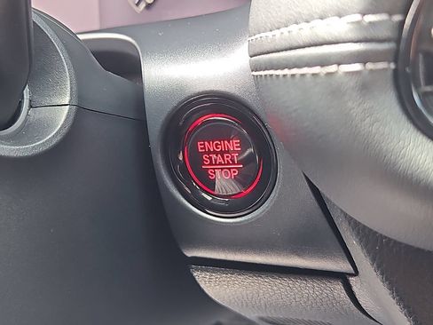 Used 2024 Honda HR-V EX-L image 21
