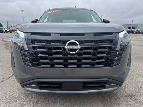 New 2026 Nissan Pathfinder Platinum AWD/4WD image 10