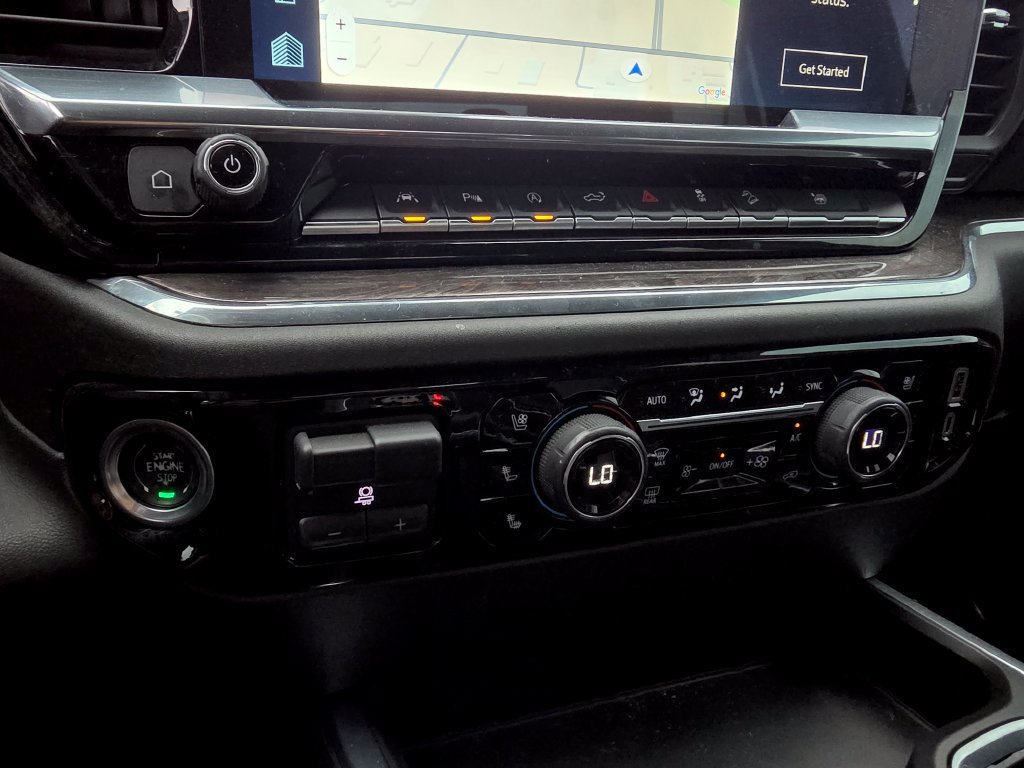 Used 2025 Chevrolet Silverado 1500 LTZ AWD/4WD image 18