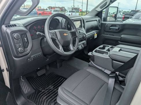 New 2026 Chevrolet Silverado 2500 Custom w/ Custom Value Package AWD/4WD image 13