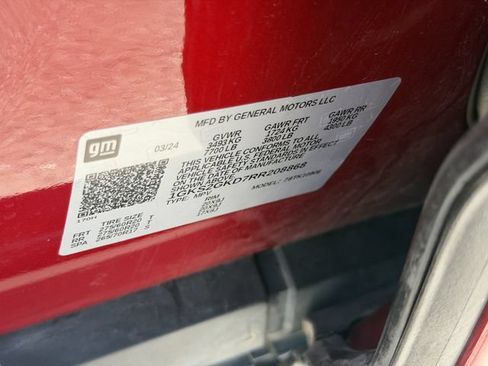 Used 2024 GMC Yukon XL SLT AWD/4WD image 38