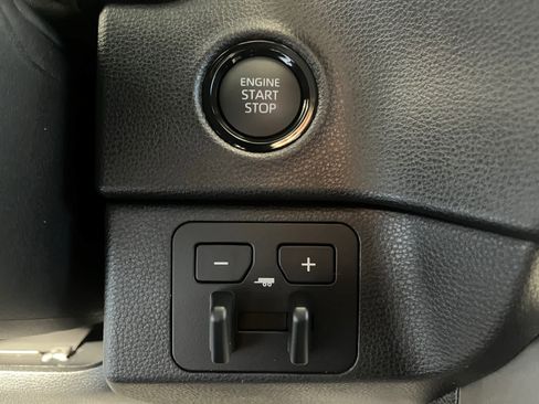 Used 2025 Toyota Tundra SR5 image 18