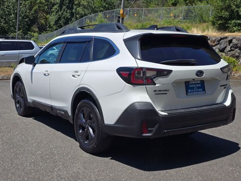 Used 2020 Subaru Outback Onyx Edition XT w/ Popular Package #2 AWD/4WD image 3