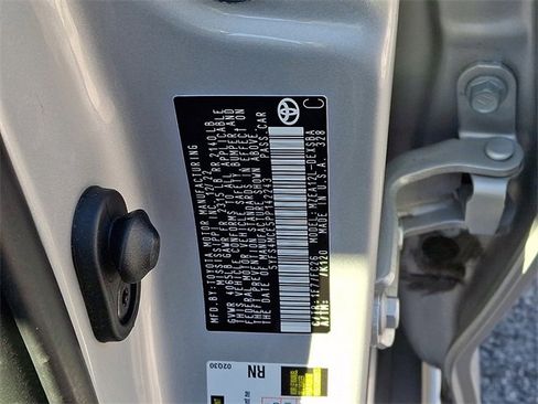 Certified 2023 Toyota Corolla SE image 28